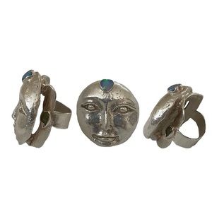 Insane moon stone ring!